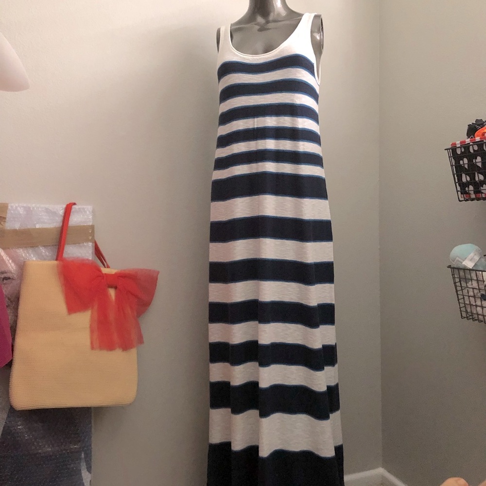NWT) Vince Blue stripe maxi dress